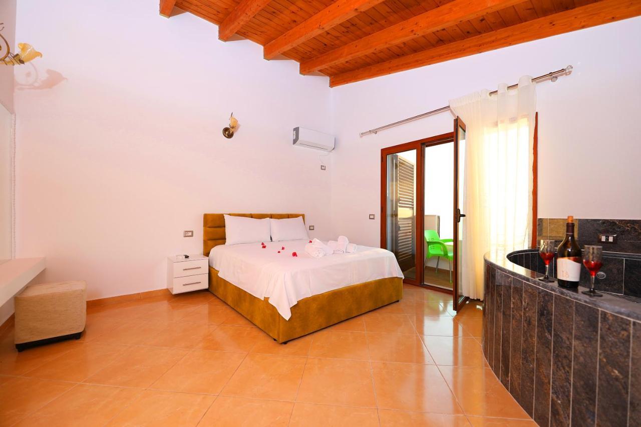 Vila Dena Vlore Exterior photo